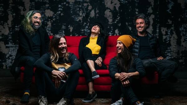 01 supercombo_promofoto_01