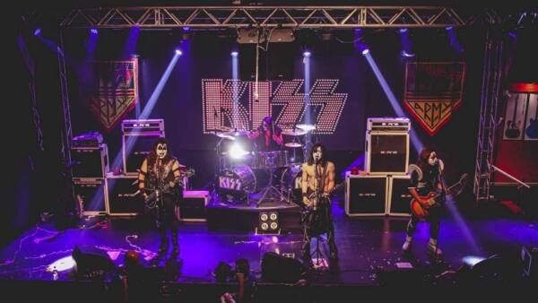 1 Kiss Cover Brazil - foto divulgacao (3)