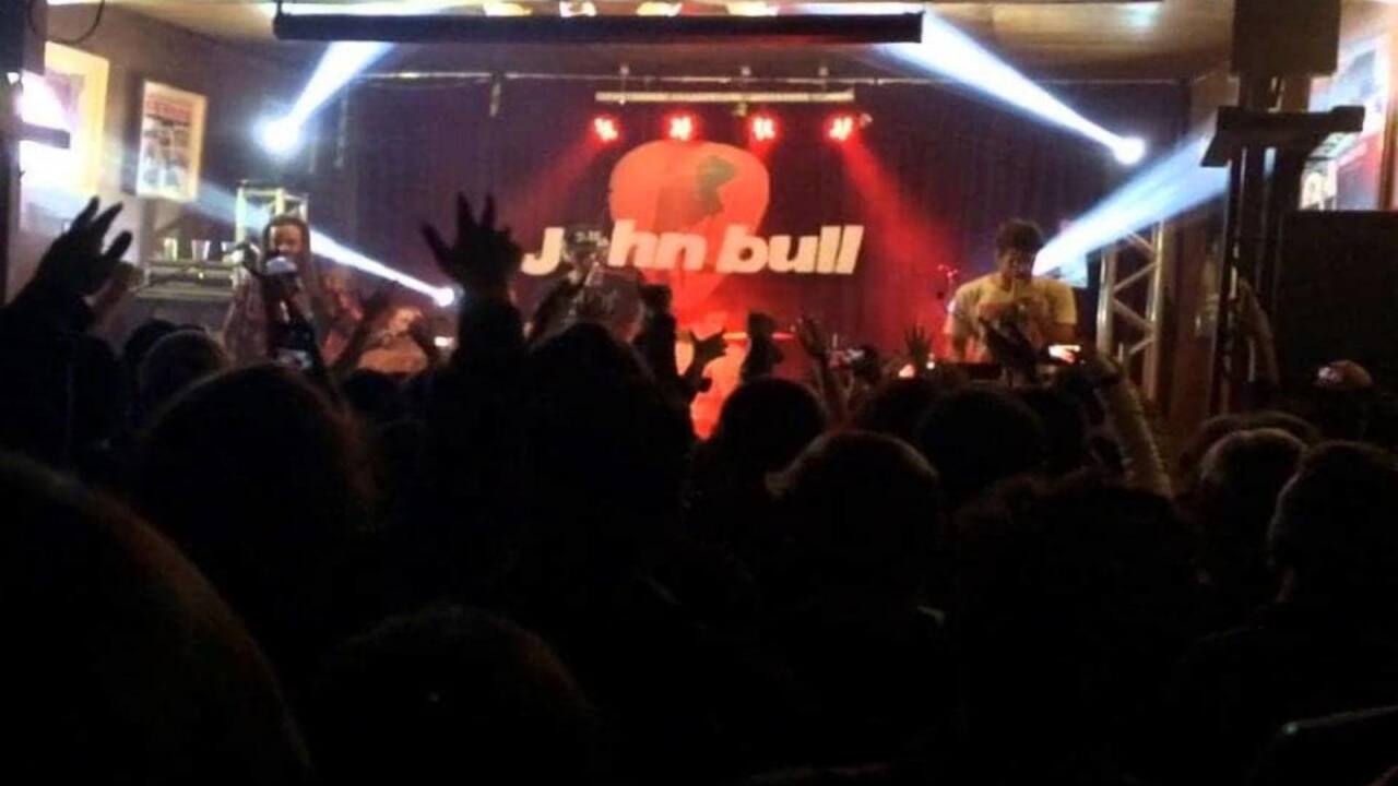 1 john-bull-curitiba