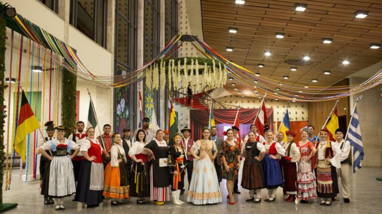 1 festival de etnias.jpg 1