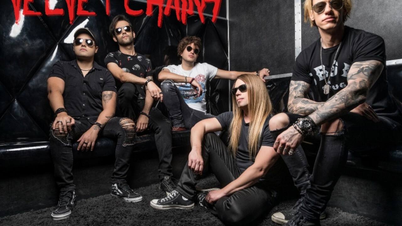 1 velvetchains_lastdrop_capa