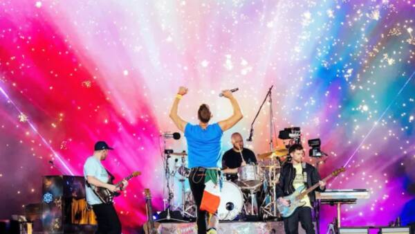 2 Coldplay-James-Marcus-Haney-1296x810