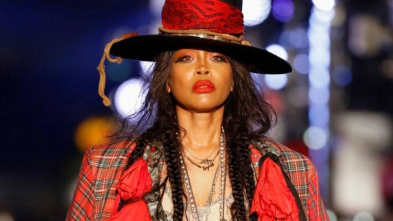 2 erikah badu