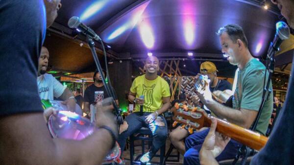 1 Banda Me Chama Que eu Vou - Roda de Samba no Wit Bar Foto de Wallace Machado (1)