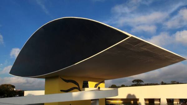 Museu Oscar Niemeyer. Foto:Cesar Brustolin/SMCS