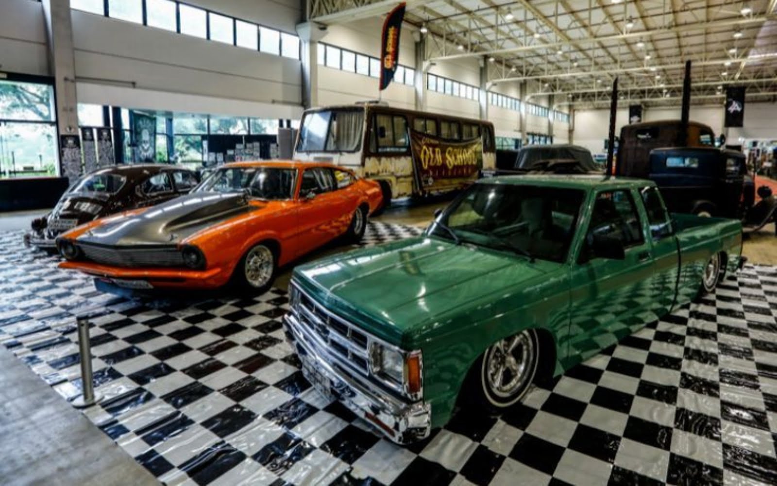 Curitiba recebe feira automotiva Old & low Car, de quinta a domingo