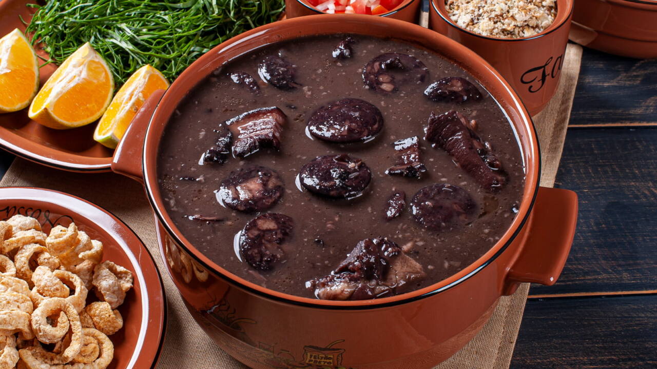 lugares para saborear uma boa feijoada no sábado