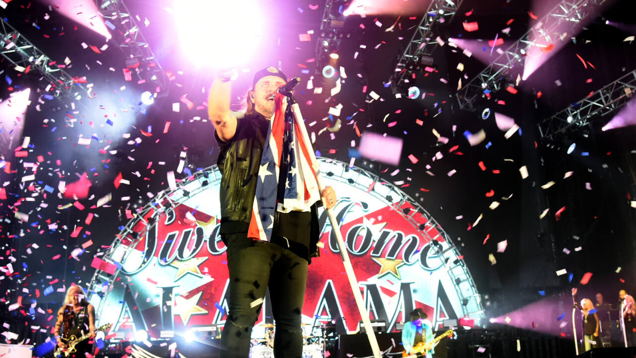 O lendário grupo de rock sulista, Lynyrd Skynyrd, confirmou sua presença no Jaguariúna Rodeo Festival no Brasil durante sua turnê de 50 anos.