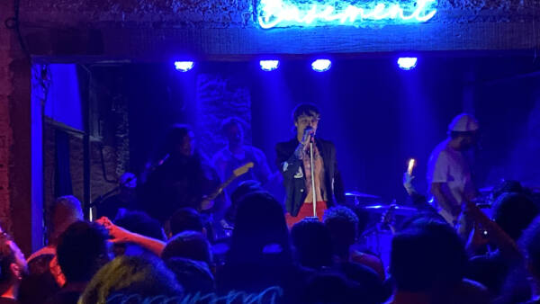 Bullet Bane encerra turnê no Sul em Curitiba com Basement lotado