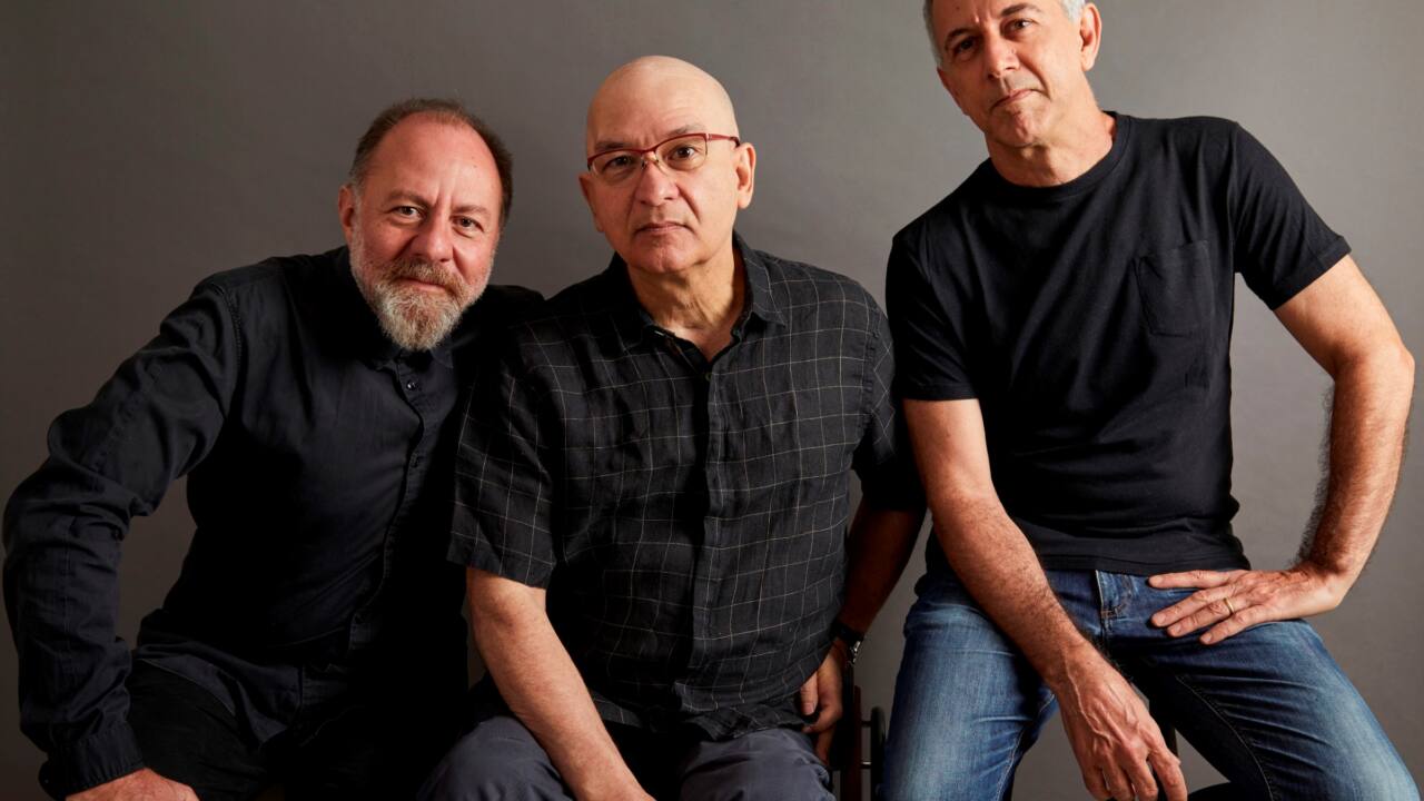 PARALAMAS3