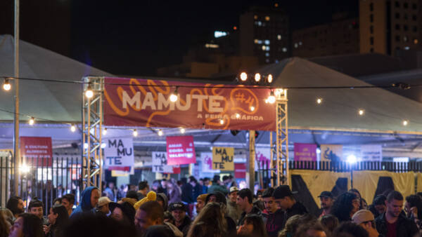 A Mamute nasceu com o objetivo de divulgar, promover o encontro e dar espaço para artistas independentes de variadas áreas (crédito Adriana Bukowski)