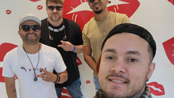 grupo jeito a mais lançamento dvd 25 anos em curitiba no you bar
