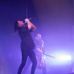 Erik Canales com Apocalyptica.