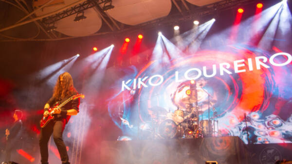 Kiko Loureiro - @fernandagoularte-62 Kiko capa