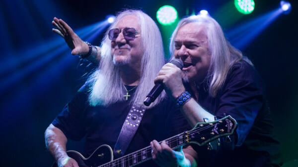 uriah-heep-live-clovis-roman