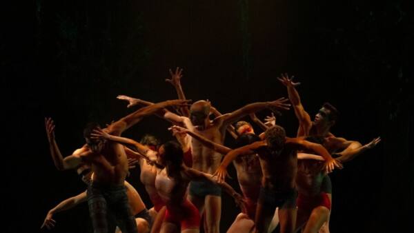 A_Lenda_das_Cataratas___Curitiba_Cia_de_Dança___Cred_Cayo_Vieira