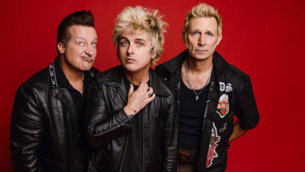 GREEN-DAY-HIRES-13-Alice-Baxley-AppleMusic