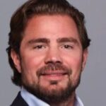 Polícia Federal Investiga Daniel Vorcaro e Rede de Influenciadores Digitais