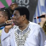 Neguinho da Beija-Flor Retorna à Sapucaí em Evento Emocionante