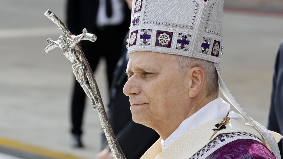 Partiu Rolê Cwb - PRF Apreende 218 Mil Dólares em Mercedes com ...