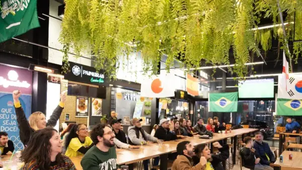 Onde assistir aos jogos da Copa do Mundo em Curitiba com conforto térmico