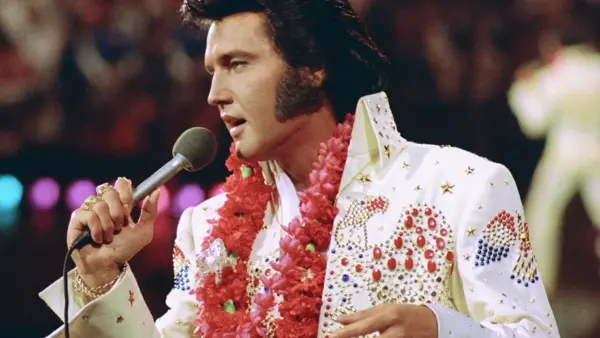 Elvis Presley terá show no Teatro Guaíra em Curitiba no dia 9 de novembro