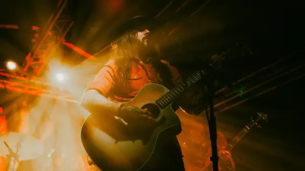 Shawn James faz show em Curitiba em 08 de agosto de 2026 no Hard Rock Cafe