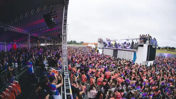 Ingressos para Curitiba Folia 2026 já estão à venda com abadá na Pedreira Paulo Leminski