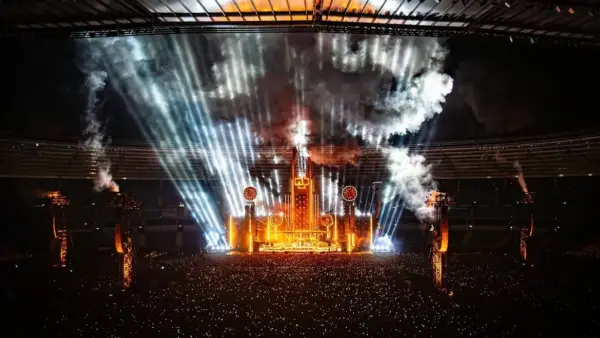 Rammstein lança filme do show no México e fãs de Curitiba questionam nova turnê
