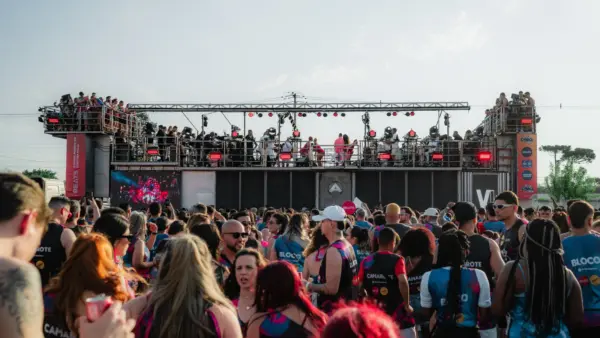 Tomate se apresenta no Curitiba Folia 2026 em dezembro na Pedreira Paulo Leminski