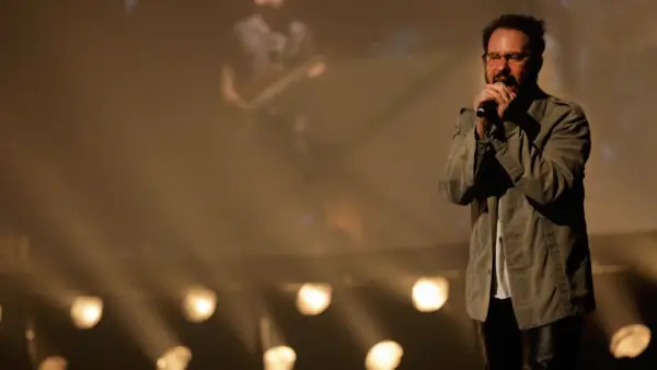 Renato Russo - O Musical chega ao Guairão em Curitiba no dia 18 de outubro