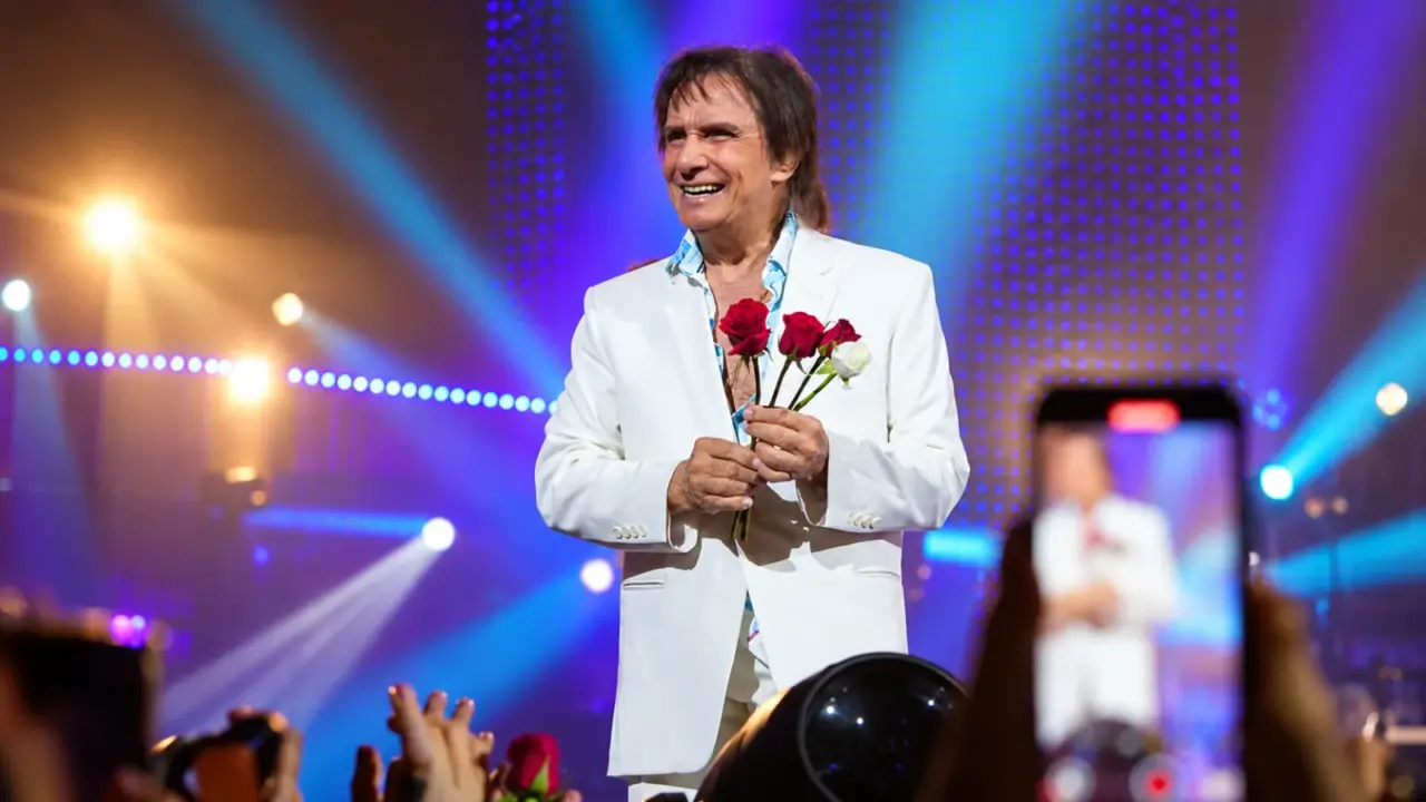 Roberto Carlos faz dois shows em Curitiba nos dias 16 e 17 de outubro no Teatro Positivo