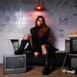 Mia Wicthoff faz show especial CW7 em Curitiba no Stage Garden em 7 de novembro